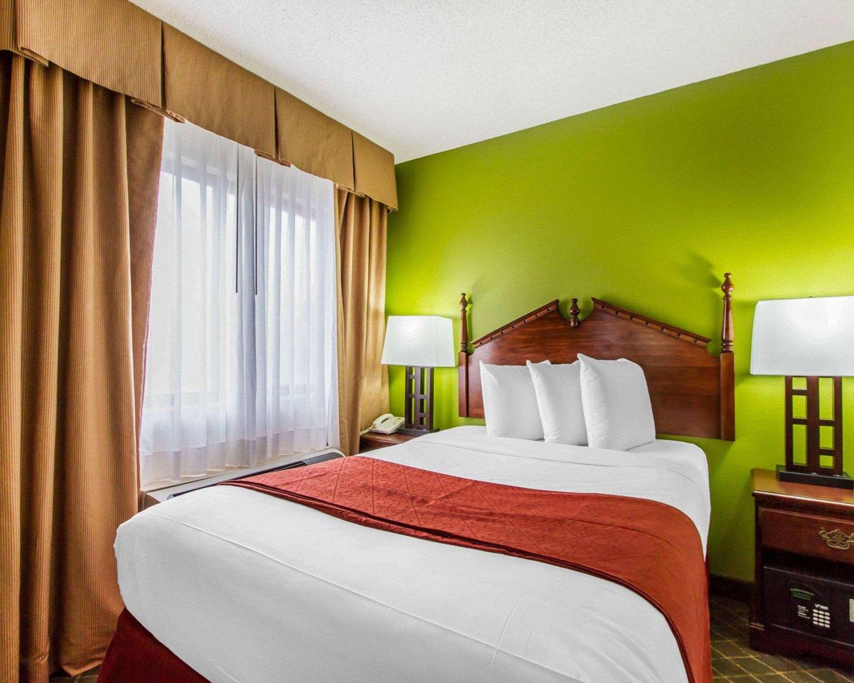 Quality Inn Near University Of Mobile Saraland Kültér fotó